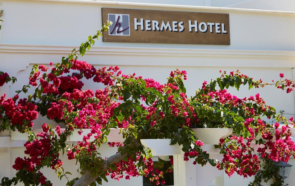 Hermes Hotel Kamari  Ngoại thất bức ảnh